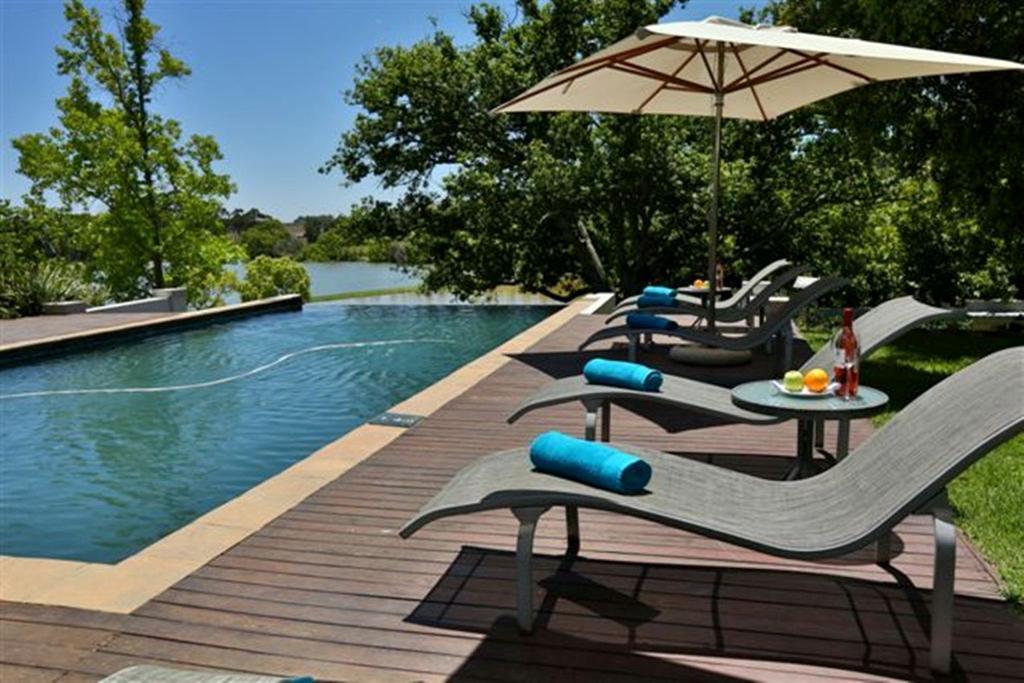 L'Avenir Country Lodge Stellenbosch Exterior foto