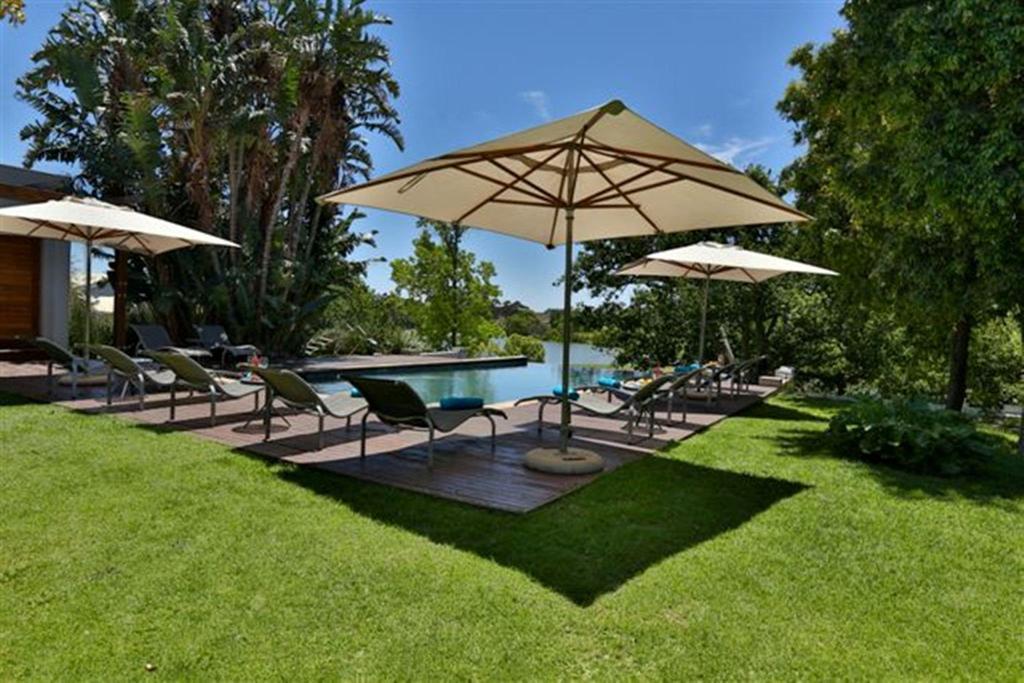 L'Avenir Country Lodge Stellenbosch Exterior foto