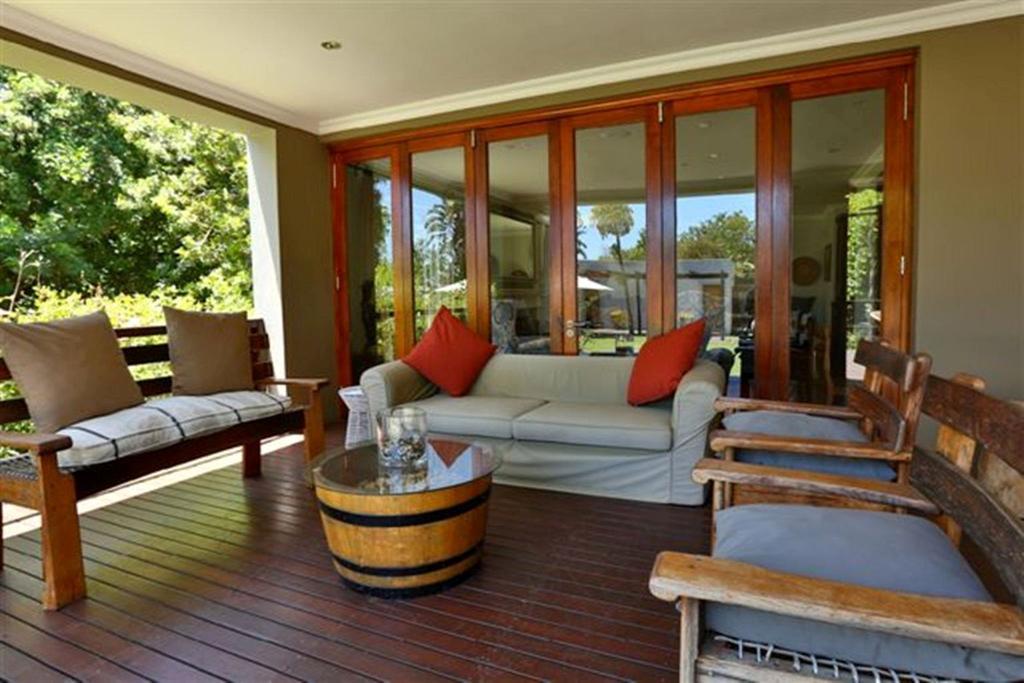 L'Avenir Country Lodge Stellenbosch Exterior foto